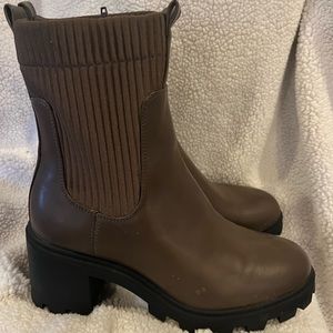 Women’s boots